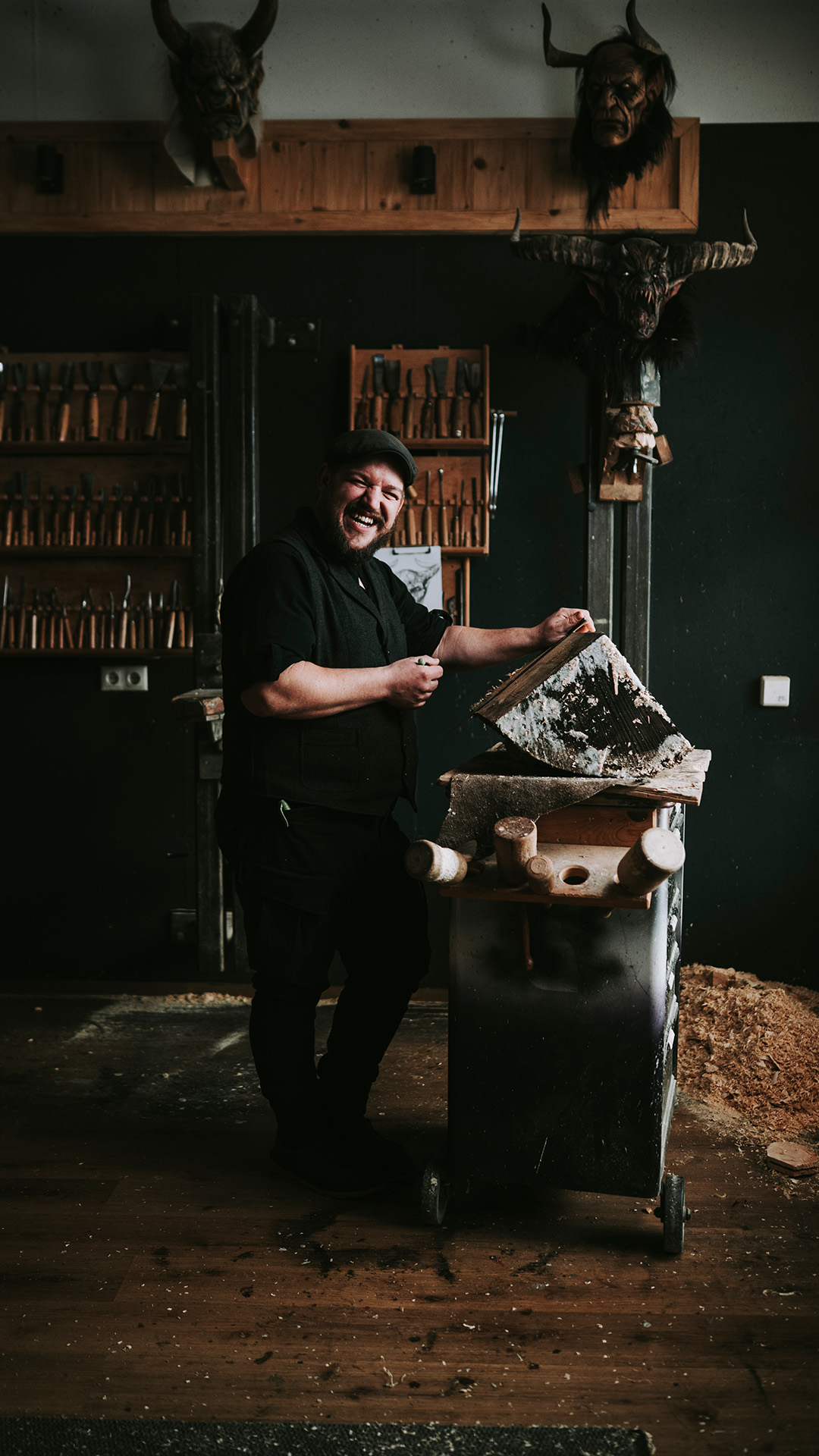 Sebastian Eder in der Werkstatt